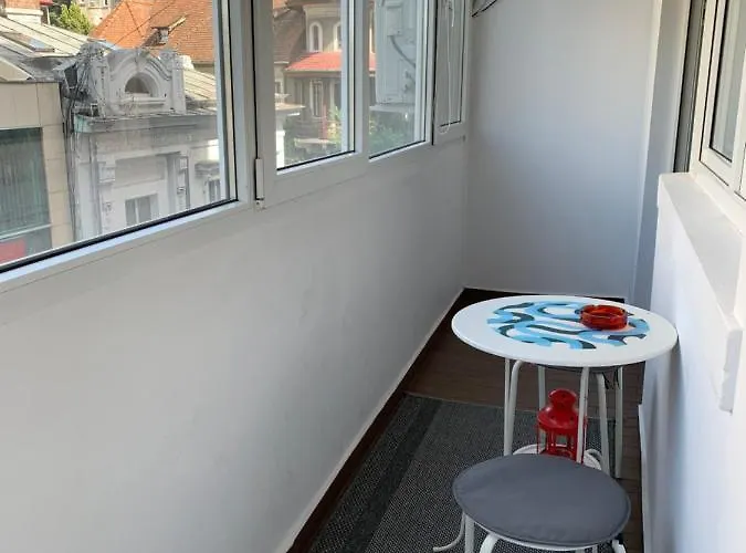 Interbellic Flat * Bucureşti