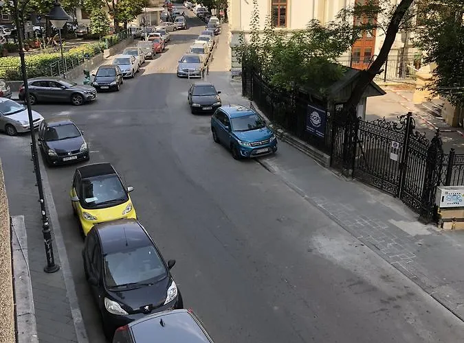 Interbellic Flat Бухарест