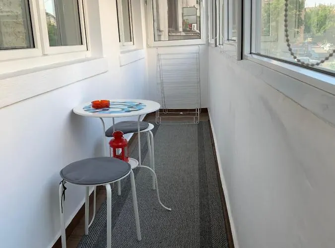 Interbellic Flat Бухарест